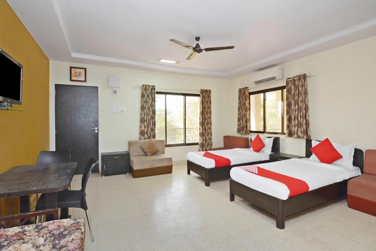 Oyo Midway Park Resort Atgaon Екстер'єр фото